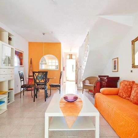 Casa Sarita - Farbenfrohes Ferienhaus Chayofa Exteriör bild