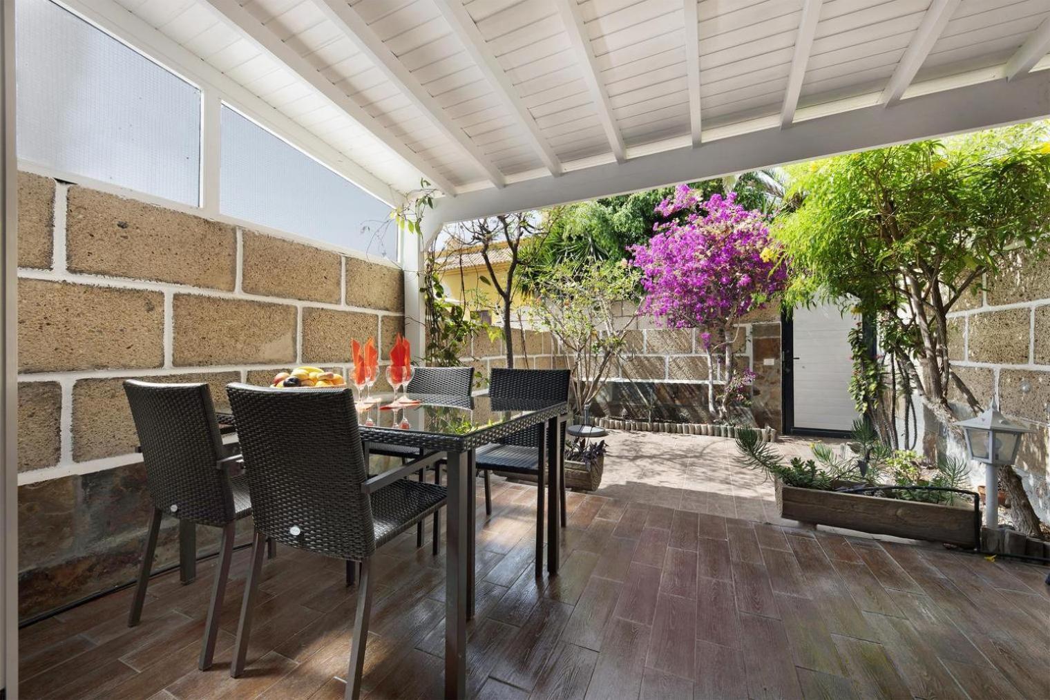 Casa Sarita - Farbenfrohes Ferienhaus Chayofa Exteriör bild