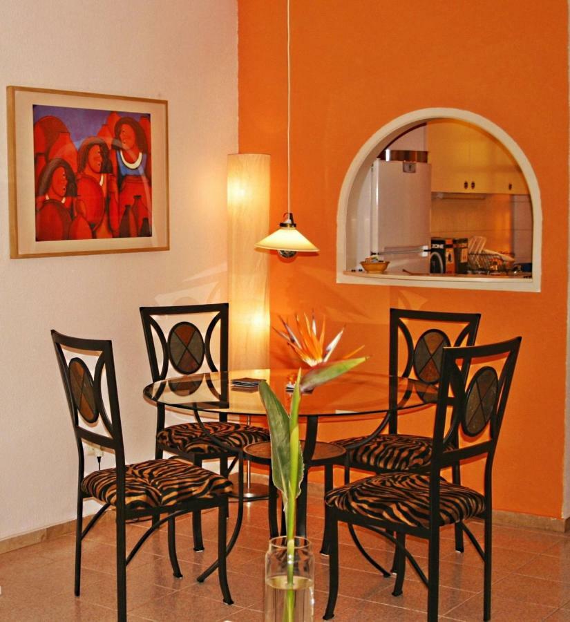 Casa Sarita - Farbenfrohes Ferienhaus Chayofa Exteriör bild
